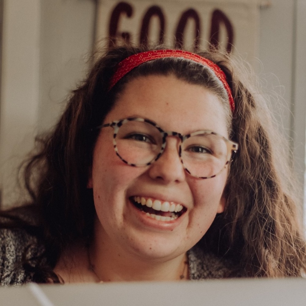 Meet your Posher, Emma
